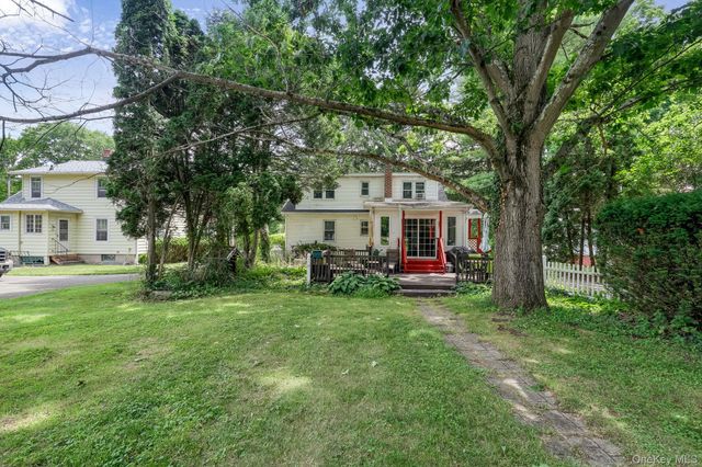 19 N Ohioville Road, New Paltz, NY 12561