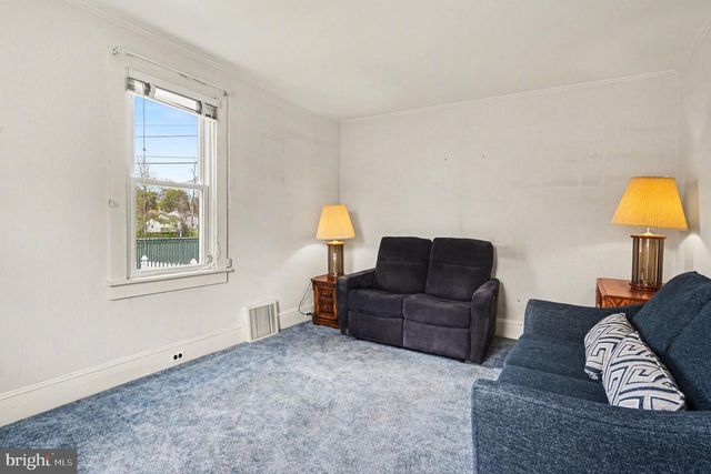 320 W MORELAND AVE, Hatboro, PA 19040