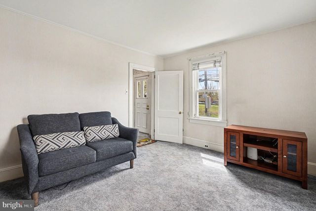 320 W MORELAND AVE, Hatboro, PA 19040