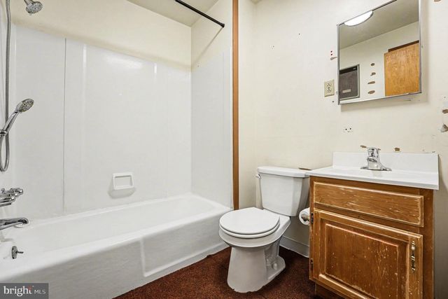 320 W MORELAND AVE, Hatboro, PA 19040