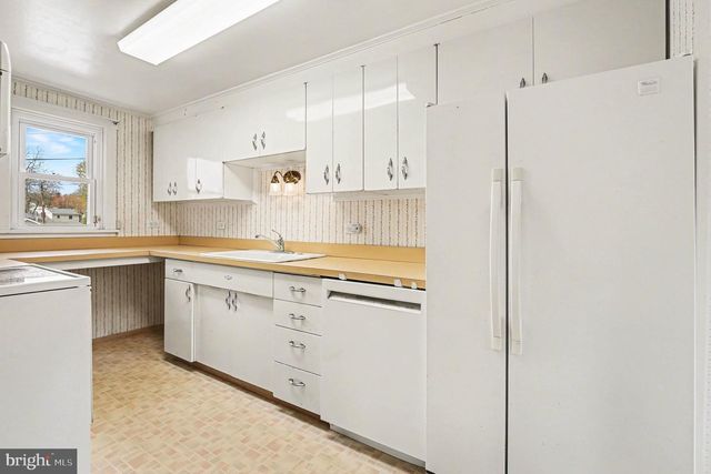 320 W MORELAND AVE, Hatboro, PA 19040