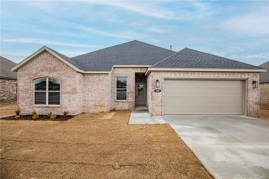 1249 Seay Circle, Pea Ridge, AR 72751