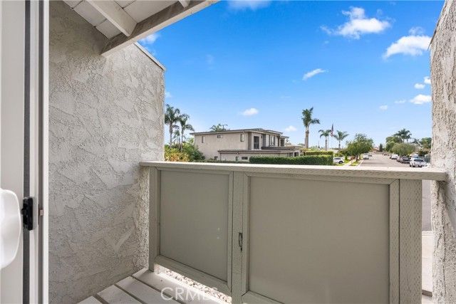 18853 Lister Lane, Huntington Beach, CA 92646