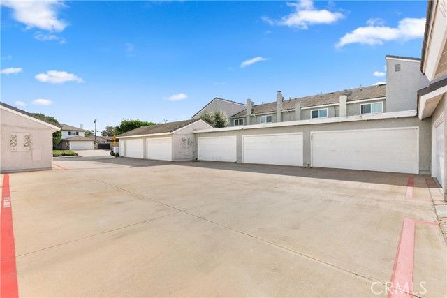 18853 Lister Lane, Huntington Beach, CA 92646