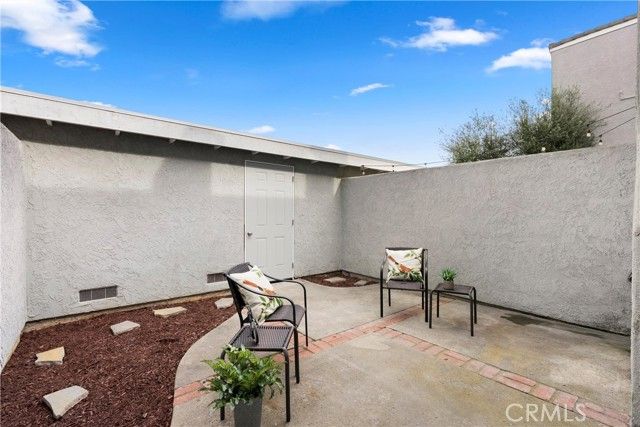 18853 Lister Lane, Huntington Beach, CA 92646