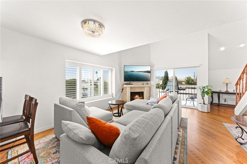 1121 E Wilson 12, Glendale, CA 91206 — photo 3