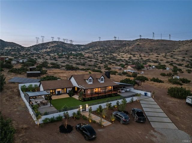 1617 Twin Butte, Palmdale, CA 93551