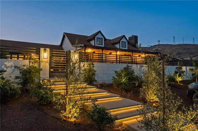 1617 Twin Butte, Palmdale, CA 93551