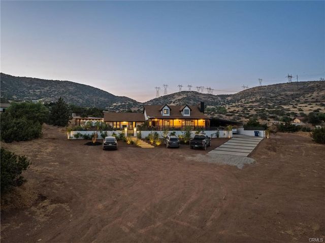 1617 Twin Butte, Palmdale, CA 93551