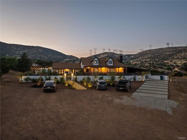 1617 Twin Butte, Palmdale, CA 93551