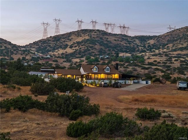 1617 Twin Butte, Palmdale, CA 93551