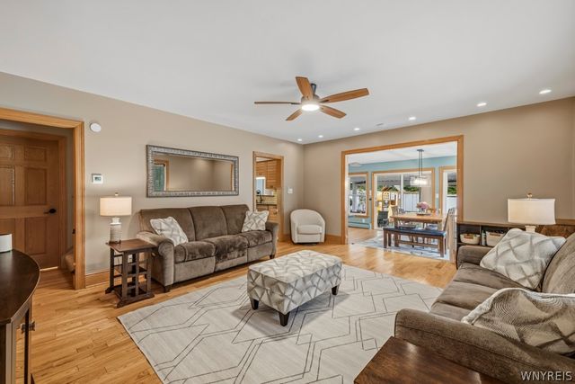 4321 Niagara Rapids Boulevard, Niagara Falls, NY 14305