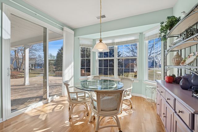 12224 Arlington Drive, Huntley, IL 60142