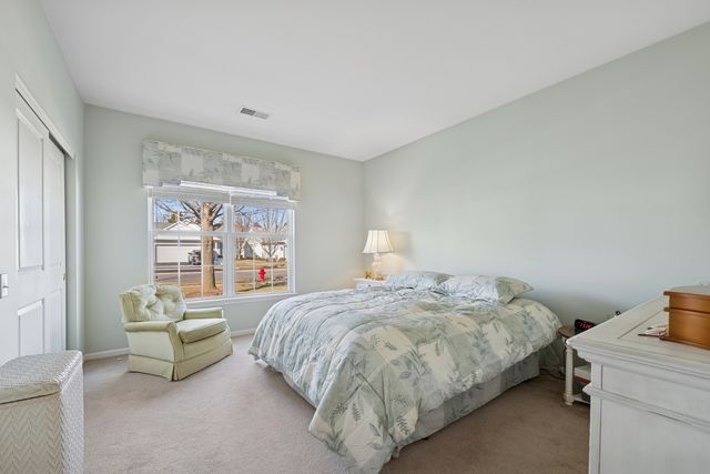 12224 Arlington Drive, Huntley, IL 60142