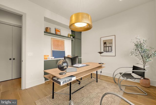 5828 TANGLEWOOD DR, Bethesda, MD 20817