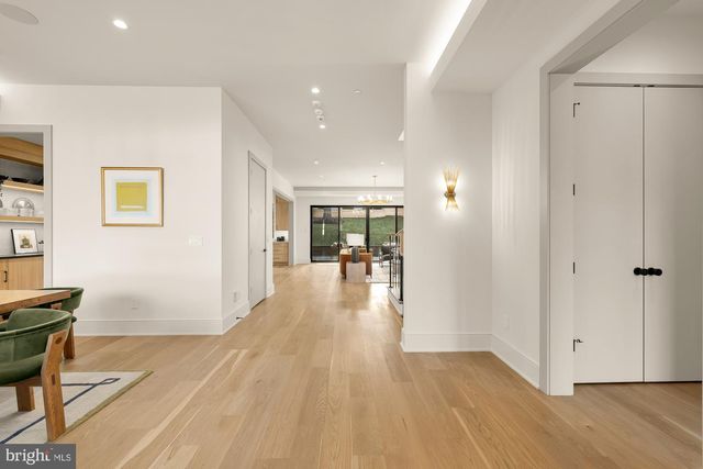 5828 TANGLEWOOD DR, Bethesda, MD 20817