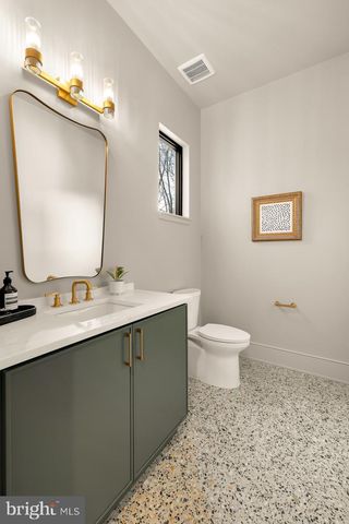 5828 TANGLEWOOD DR, Bethesda, MD 20817