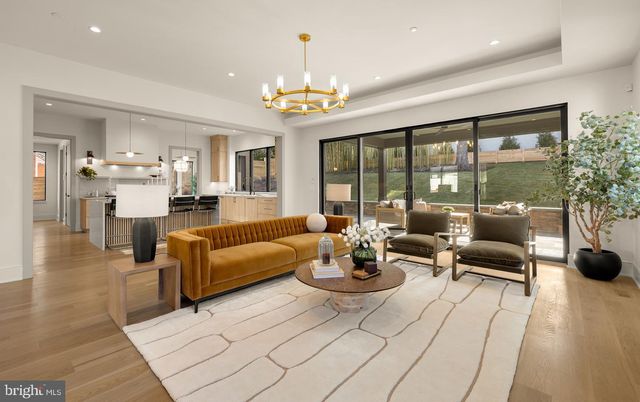 5828 TANGLEWOOD DR, Bethesda, MD 20817