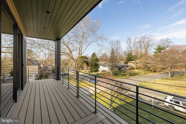 5828 TANGLEWOOD DR, Bethesda, MD 20817