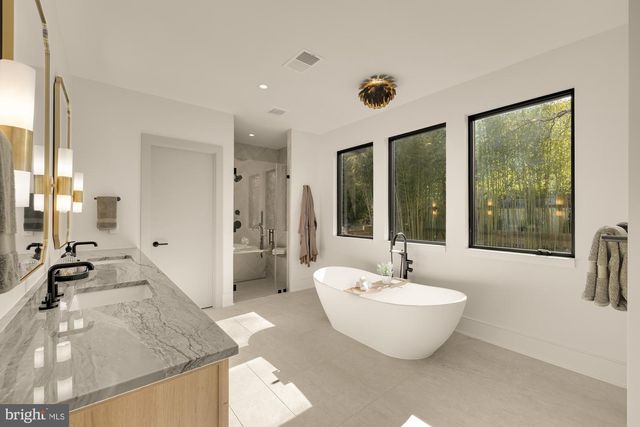 5828 TANGLEWOOD DR, Bethesda, MD 20817