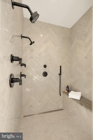 5828 TANGLEWOOD DR, Bethesda, MD 20817