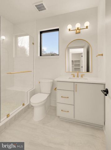 5828 TANGLEWOOD DR, Bethesda, MD 20817