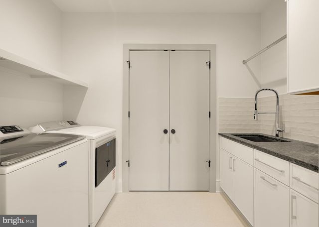 5828 TANGLEWOOD DR, Bethesda, MD 20817