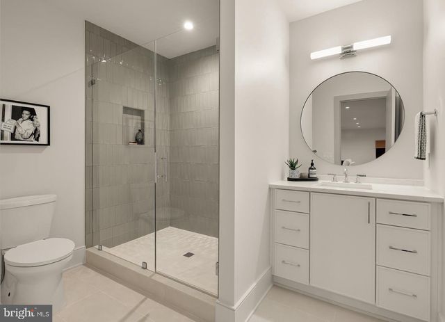 5828 TANGLEWOOD DR, Bethesda, MD 20817