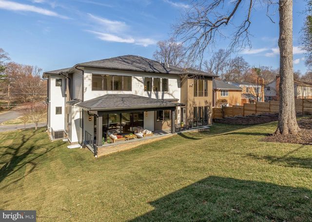 5828 TANGLEWOOD DR, Bethesda, MD 20817