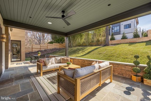 5828 TANGLEWOOD DR, Bethesda, MD 20817