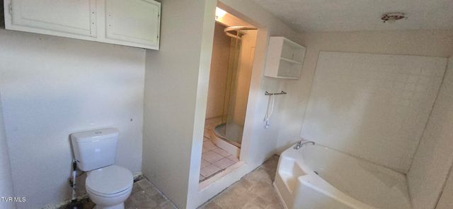 3137 Bloomingdale Road, Kingsport, TN 37660
