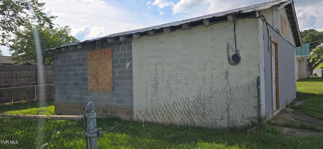 3137 Bloomingdale Road, Kingsport, TN 37660