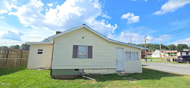 3137 Bloomingdale Road, Kingsport, TN 37660