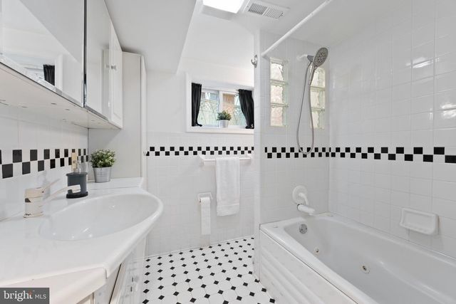 9301 MINTWOOD ST, Silver Spring, MD 20901