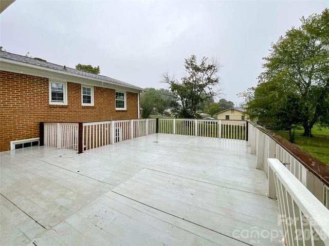 104 Dyer Drive, Shelby, NC 28152