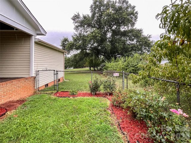 104 Dyer Drive, Shelby, NC 28152