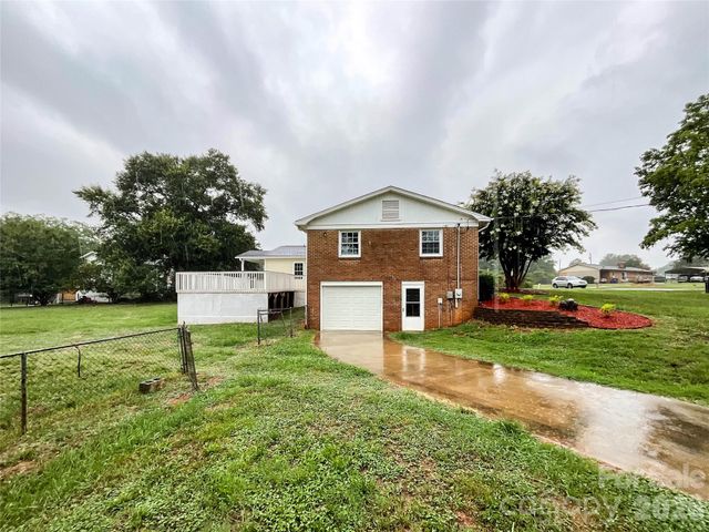 104 Dyer Drive, Shelby, NC 28152