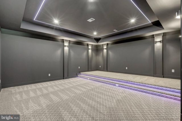 7400 CHURCHILL RD, Mclean, VA 22101