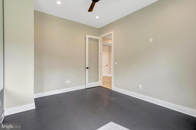 7400 CHURCHILL RD, Mclean, VA 22101