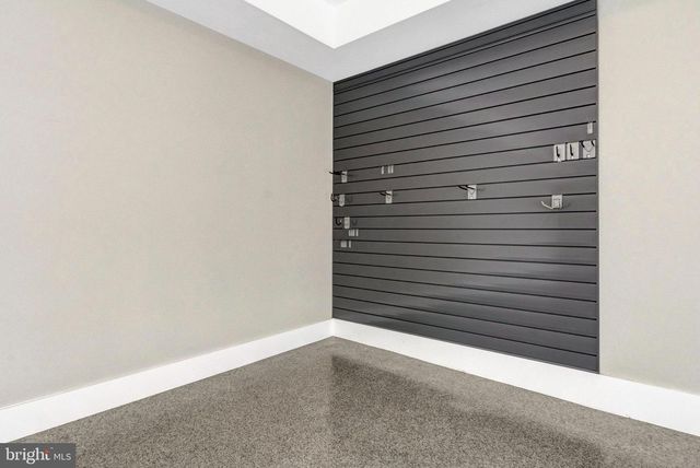 7400 CHURCHILL RD, Mclean, VA 22101