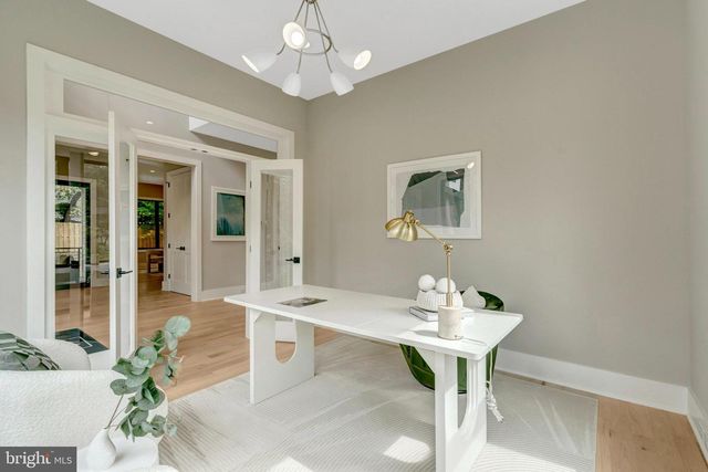 7400 CHURCHILL RD, Mclean, VA 22101