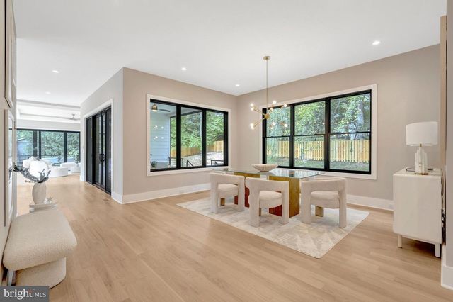 7400 CHURCHILL RD, Mclean, VA 22101