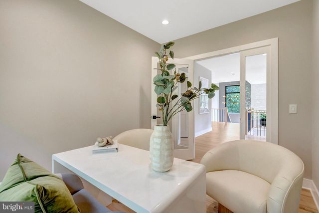 7400 CHURCHILL RD, Mclean, VA 22101