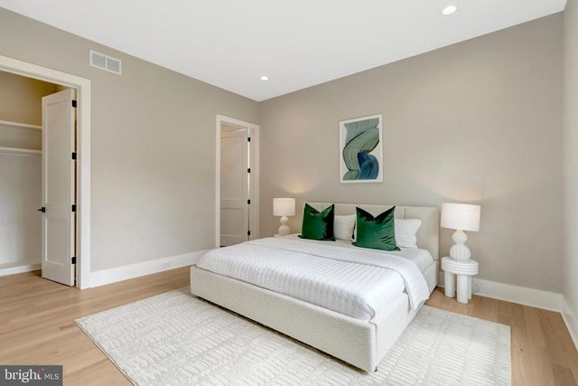 7400 CHURCHILL RD, Mclean, VA 22101