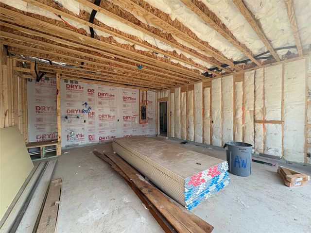 319 Willow Heights DR, Hutto, TX 78634