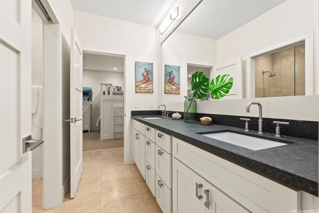 851 Aalapapa Drive, Kailua, HI 96734