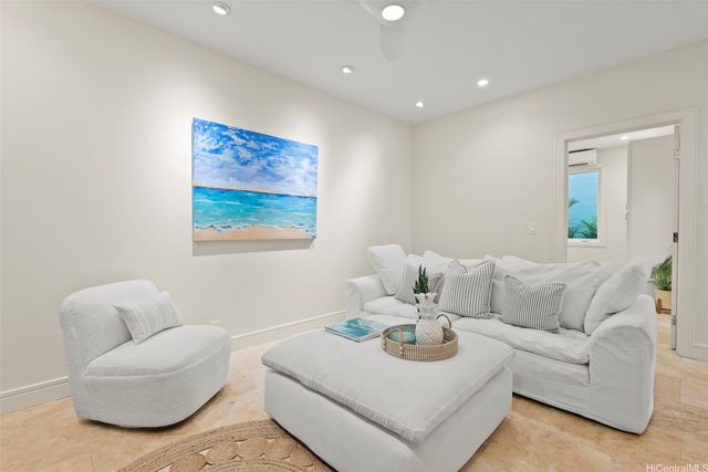 851 Aalapapa Drive, Kailua, HI 96734