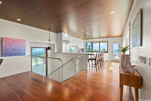 851 Aalapapa Drive, Kailua, HI 96734