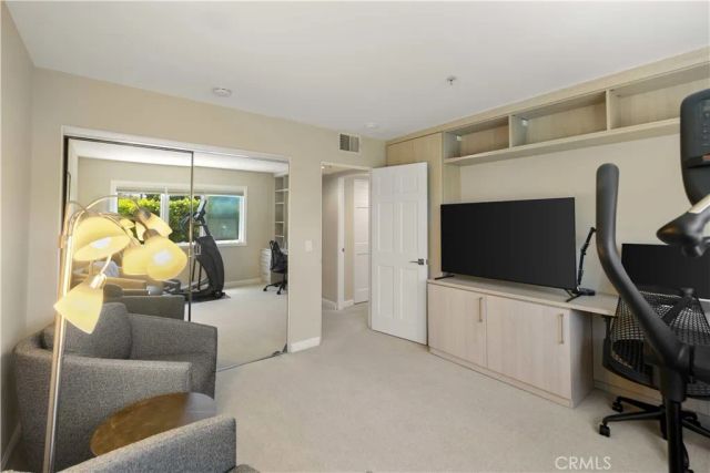 401 Seaward Road 6, Corona Del Mar, CA 92625