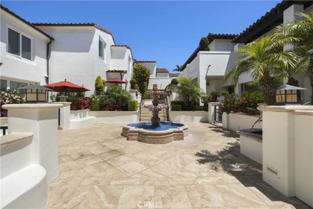 401 Seaward Road 6, Corona Del Mar, CA 92625